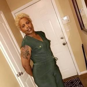 Meet your Posher, Pamela